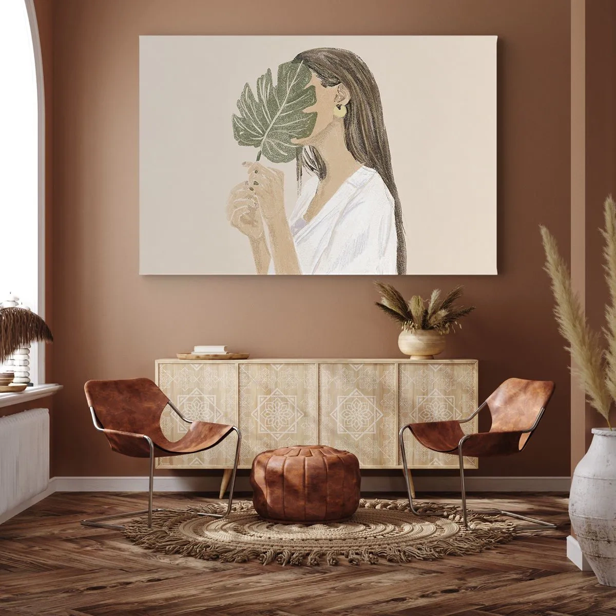 Impression sur toile - Image sur toile - Portrait d'une femme avec une feuille de monstera sur fond beige - 70x50cm - Portrait mystérieux avec un éventail - Décoration murale moderne pour le salon et la chambre ARTTOR