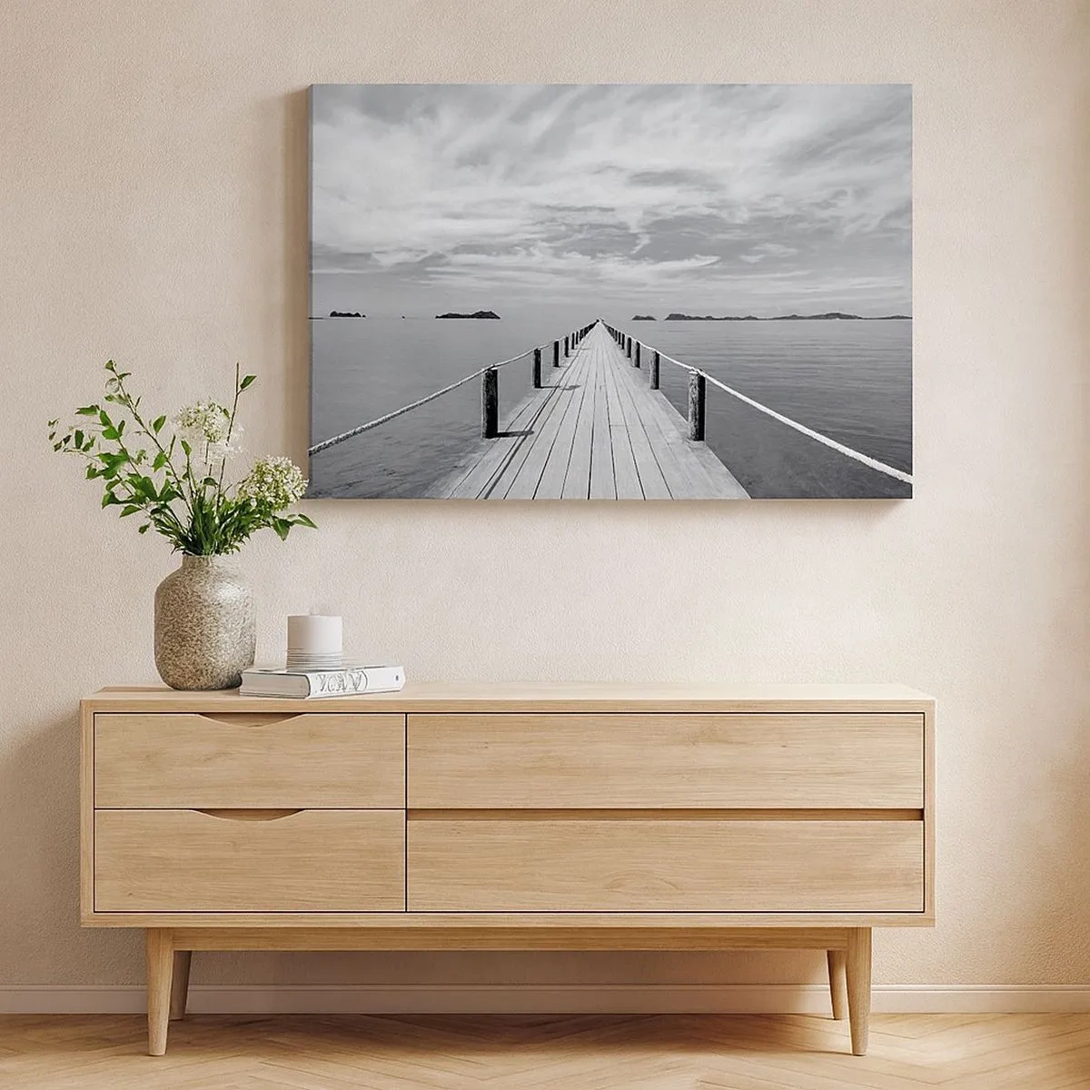 Impression sur toile - Image sur toile - Une jetée en bois menant au loin sur une mer calme - 70x50cm - Et peut-être un voyage... - Décoration murale moderne pour le salon et la chambre ARTTOR
