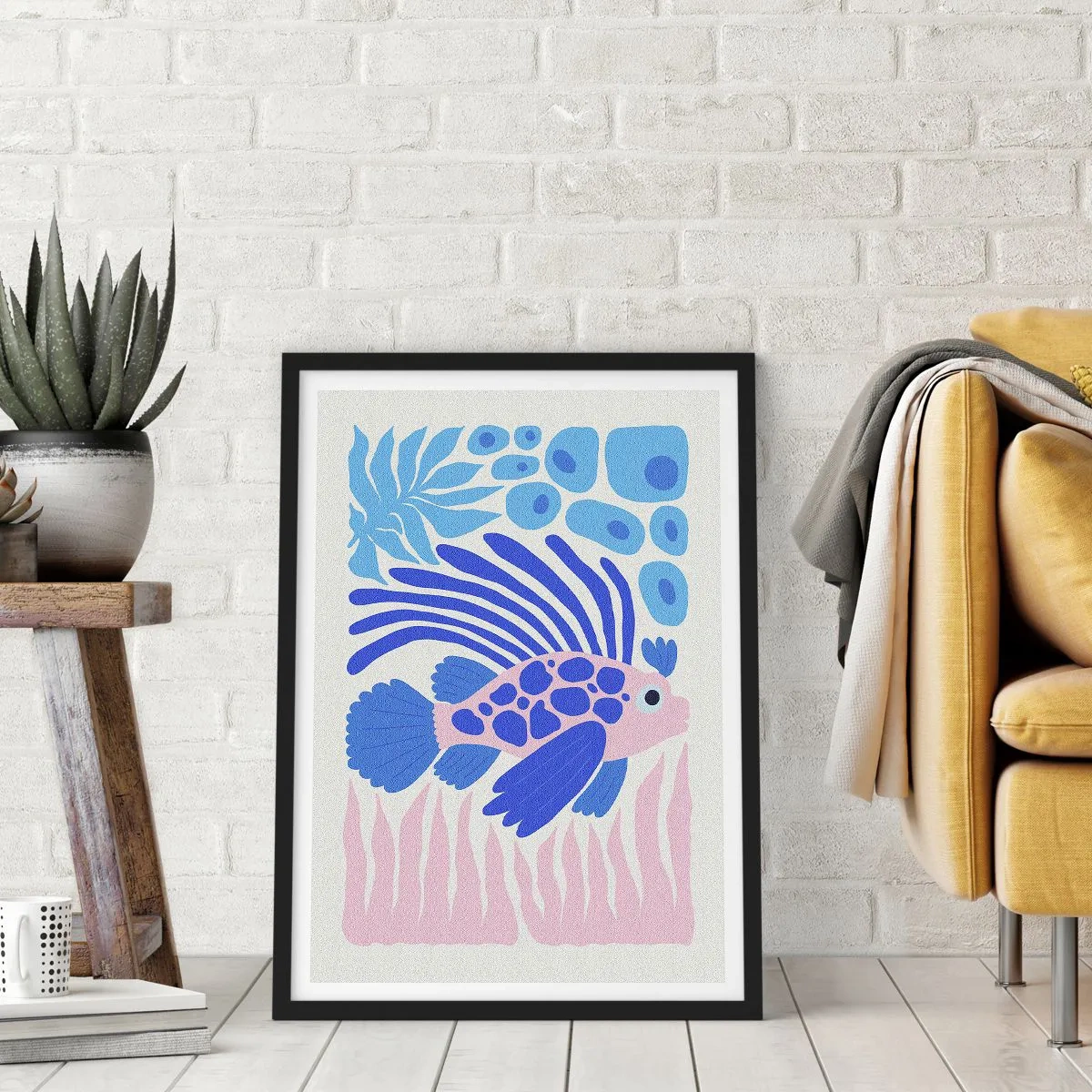 Affiche dans un cadre noir - Poster - Poisson exotique stylisé dans un décor sous-marin - 50x70cm - Dans son élément - Décoration murale moderne pour le salon et la chambre ARTTOR
