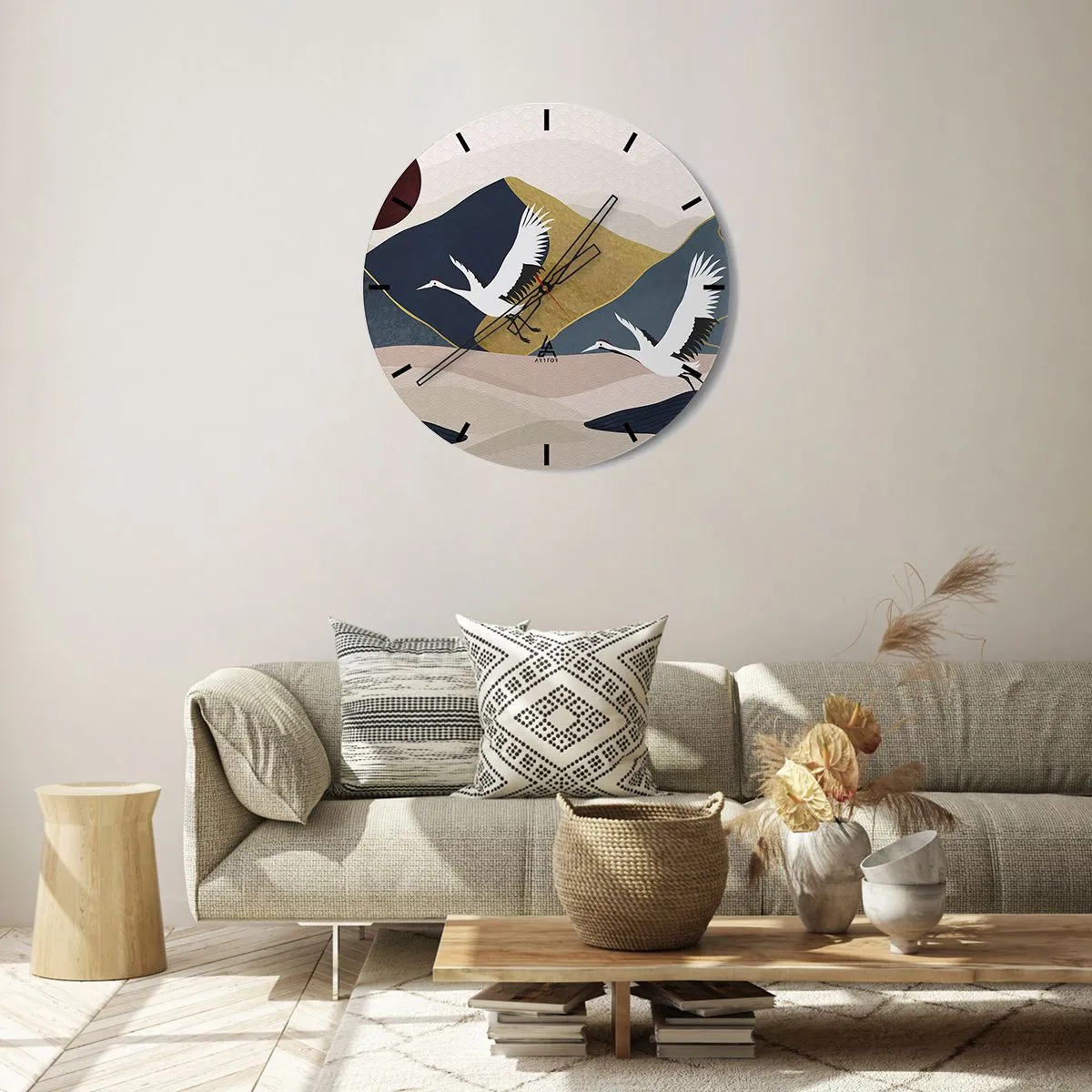 Horloge murale - Pendule murale - Grues en vol sur fond de montagnes abstraites et de soleil - 30x30cm - Encore une fois, la journée s'est ÉCOULÉE - Décoration murale moderne pour le salon, la cuisine et la chambre ARTTOR