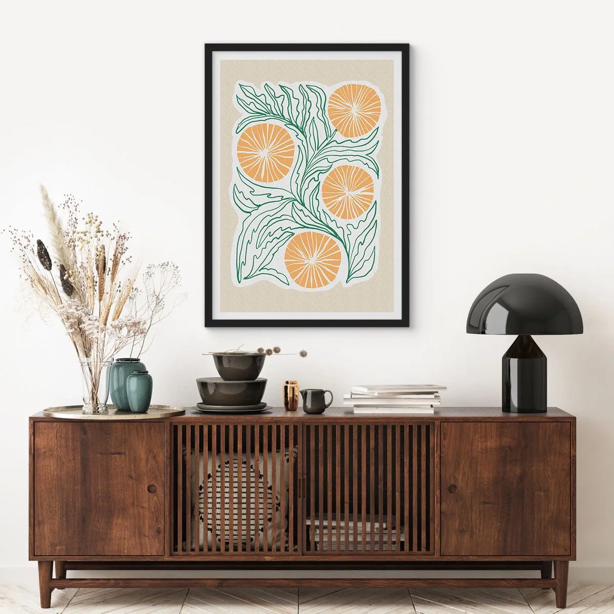 Affiche dans un cadre noir - Poster - Composition abstraite de feuilles et d'oranges sur fond beige - 50x70cm - Ethnique avec une pointe d'abstraction - Décoration murale moderne pour le salon et la chambre ARTTOR