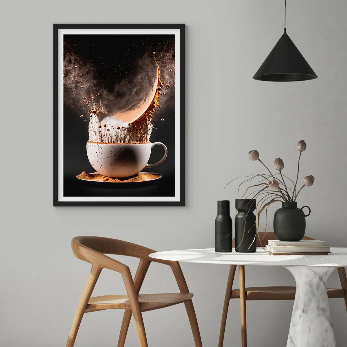 Affiche dans un cadre noir - Poster - Une explosion dynamique de café dans une tasse - 50x70cm - Une explosion de saveur - Décoration murale moderne pour le salon et la chambre ARTTOR