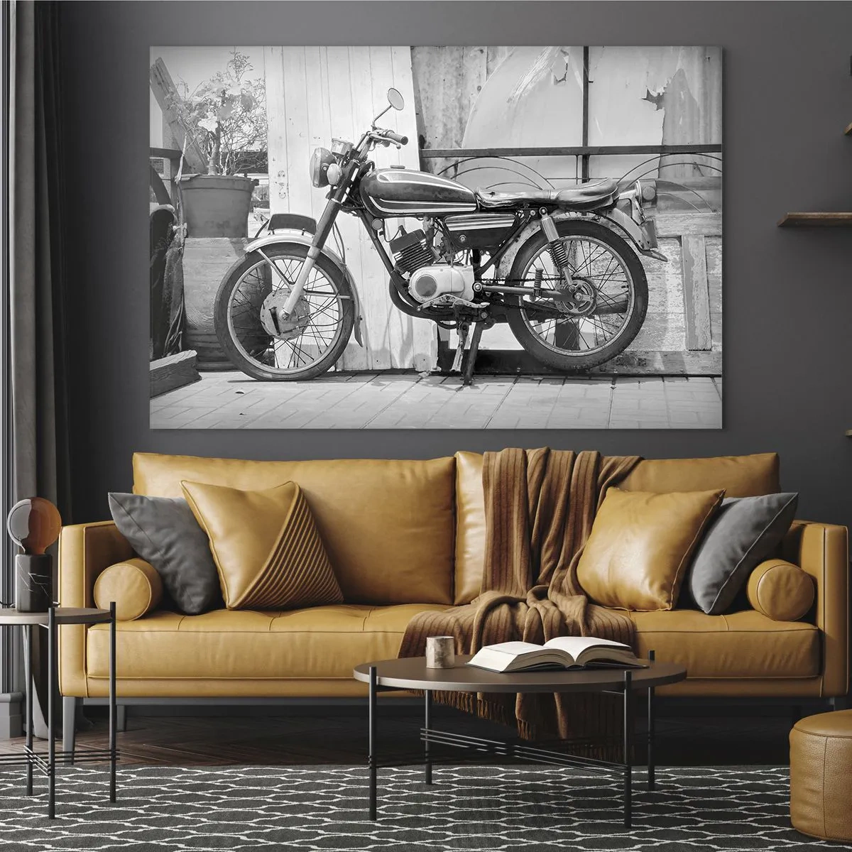 Impression sur verre - Image sur verre - Une moto de style rétro debout contre un mur en bois - 70x50cm - Classique au dessus de tout - Décoration murale moderne pour le salon et la chambre ARTTOR