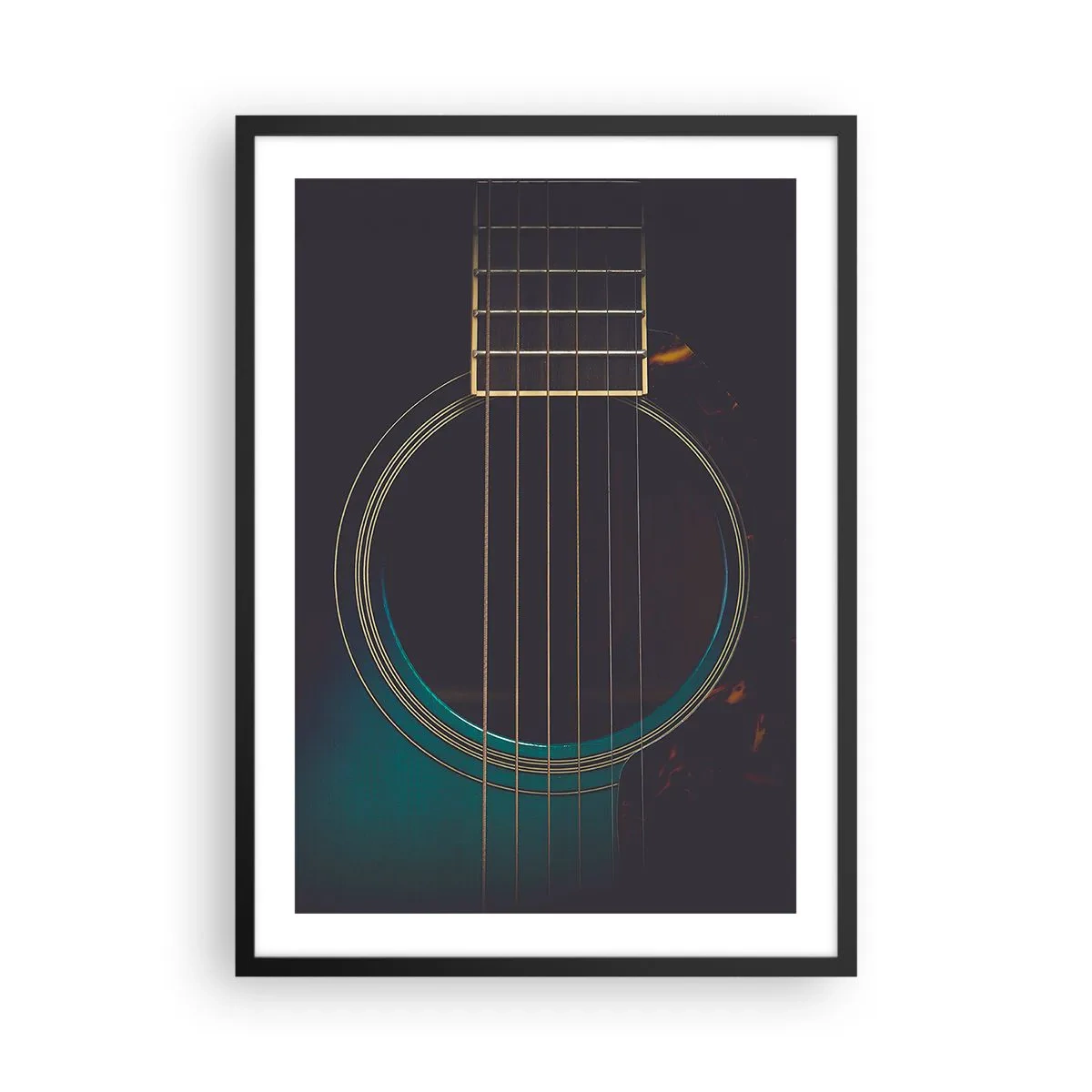 Affiche dans un cadre noir - Poster - Gros plan artistique de la table d'harmonie d'une guitare acoustique. - 50x70cm - Le calme avant la tempête - Décoration murale moderne pour le salon et la chambre ARTTOR