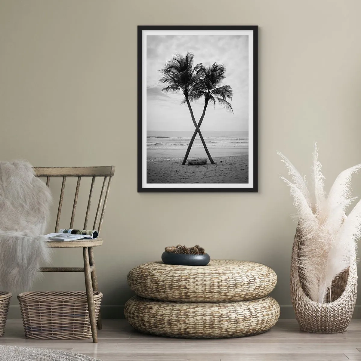 Affiche dans un cadre noir - Poster - Retraite scandinave - 50x70cm - Elle a senti une présence - Décoration murale moderne pour le salon et la chambre ARTTOR