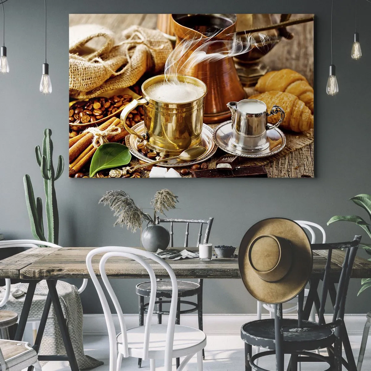 Impression sur toile - Image sur toile - Une tasse de café dorée entourée de grains, de cruches et de croissants - 70x50cm - Bonne journée! - Décoration murale moderne pour le salon et la chambre ARTTOR