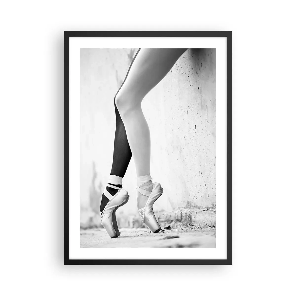 Affiche dans un cadre noir - Poster - La subtilité du ballet - 50x70cm - Ballerine, voilà ! - Décoration murale moderne pour le salon et la chambre ARTTOR