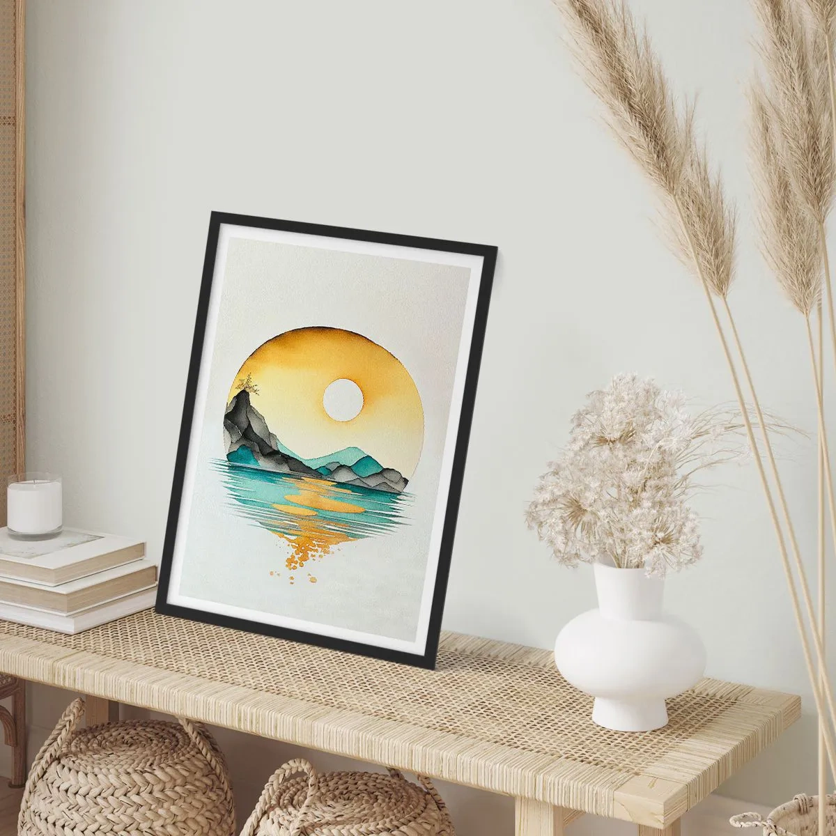 Affiche dans un cadre noir - Poster - Un paysage minimaliste de montagnes sur l'eau aux couleurs dorées - 50x70cm - Dans le cercle de la beauté - Décoration murale moderne pour le salon et la chambre ARTTOR