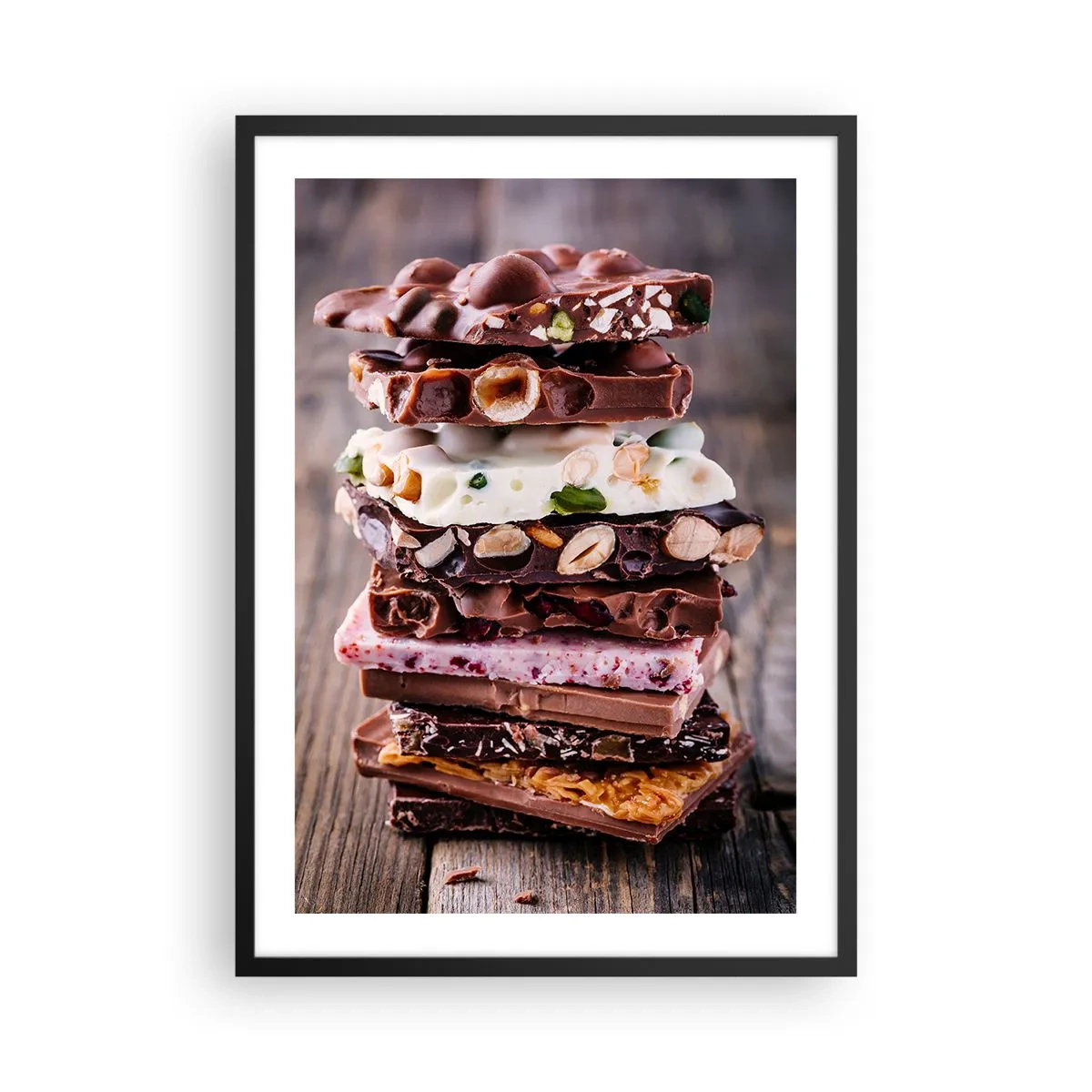 Affiche dans un cadre noir - Poster - Une pile de barres de chocolat avec des noix et des fruits - 50x70cm - Une perspective réjouissante - Décoration murale moderne pour le salon et la chambre ARTTOR