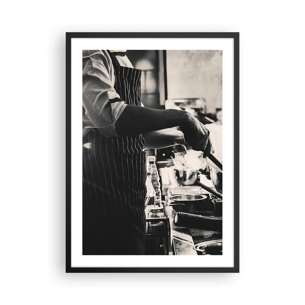 Affiche dans un cadre noir - Poster - Photographie en noir et blanc d'un chef au travail - 50x70cm - Alchimie des saveurs - Décoration murale moderne pour le salon et la chambre ARTTOR