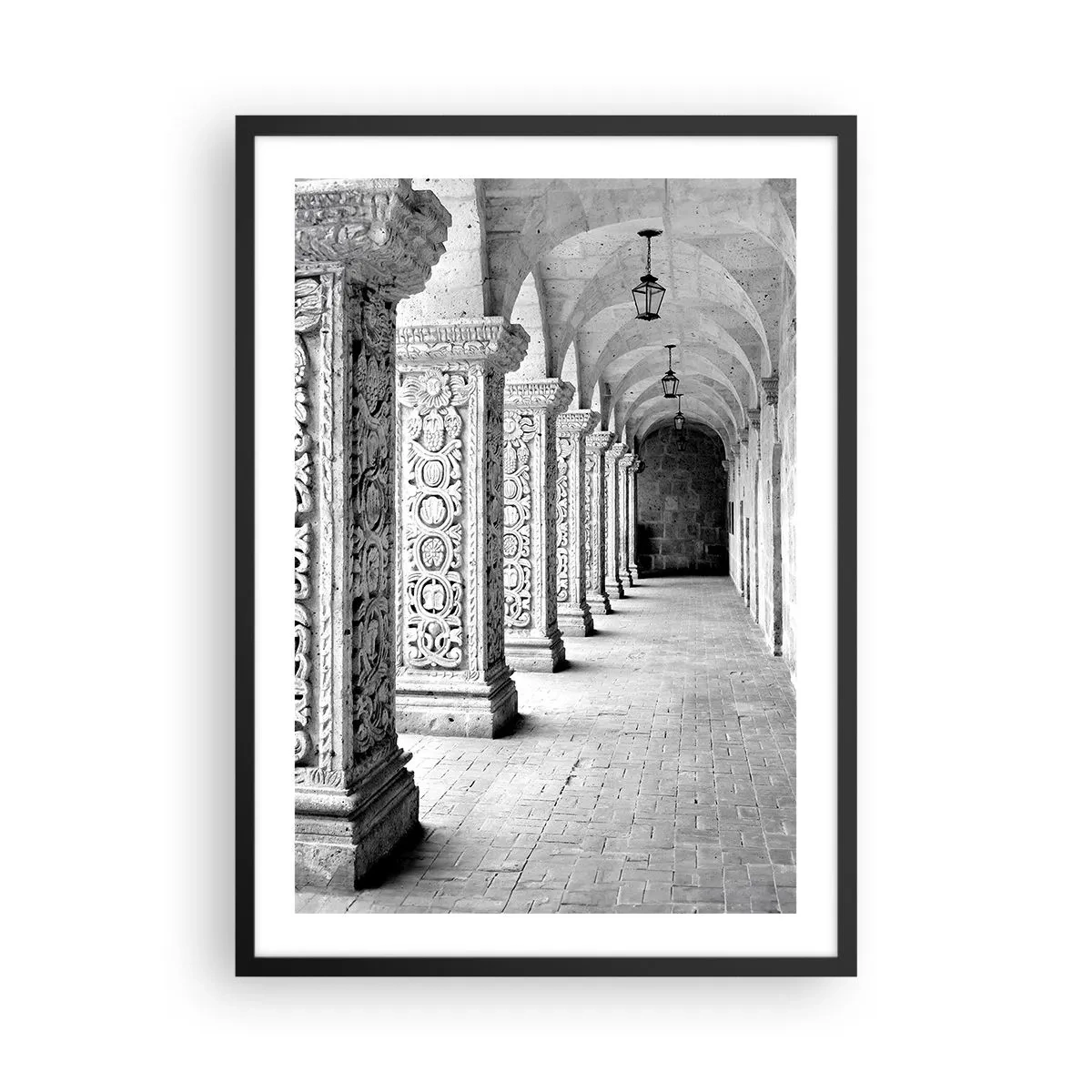 Affiche dans un cadre noir - Poster - Une photographie en noir et blanc d'un cloître historique avec des colonnes - 50x70cm - Où cela mène-t-il…? - Décoration murale moderne pour le salon et la chambre ARTTOR