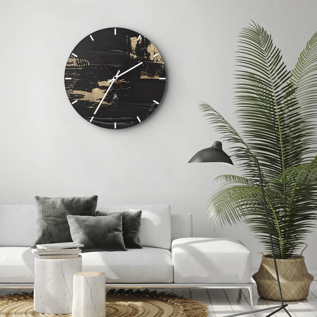 Horloge murale - Pendule murale - Fond noir avec des traits de peinture dorés dynamiques - 30x30cm - Empreinte du toucher - Décoration murale moderne pour le salon, la cuisine et la chambre ARTTOR